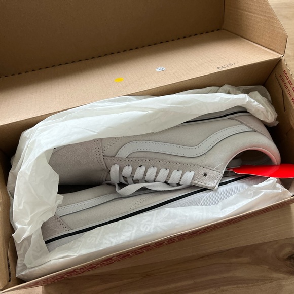 Brand New Vans old Skool sneakers in theory cloud color - Picture 5 of 7